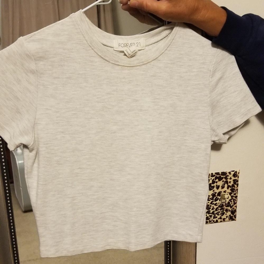Forever 21 short sleeve crop top